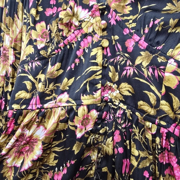 Anthropologie Top Womens XS Black Floral Button Up Deep V-Neck Feminine Romantic - Picture 4 of 12